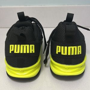 Luke new! Puma Axelion fade size 5 boys